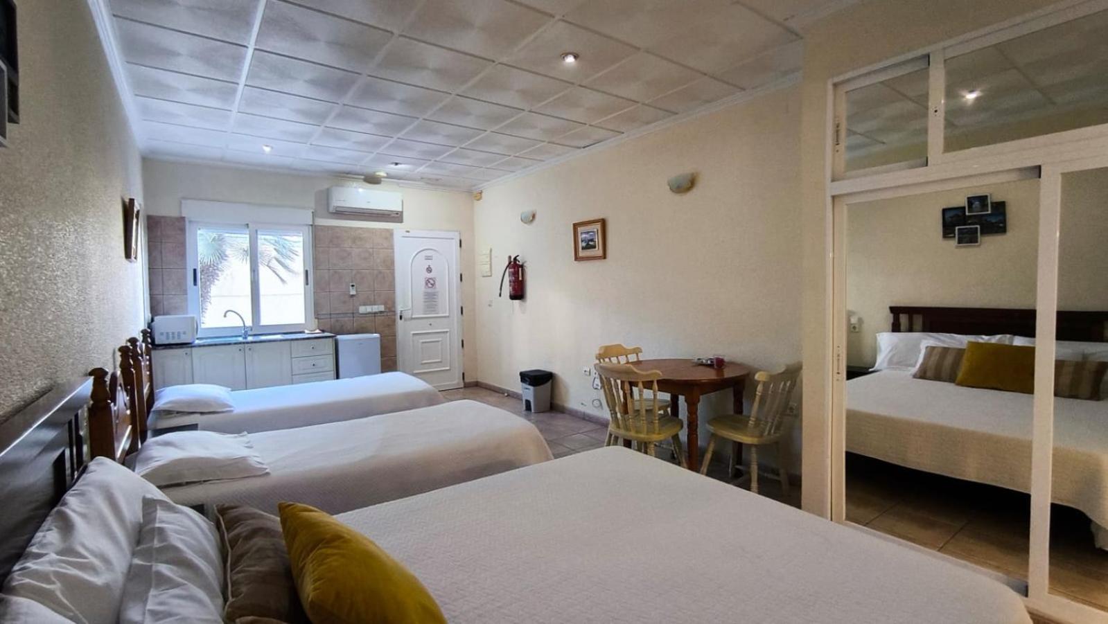Economy Quadruple Room